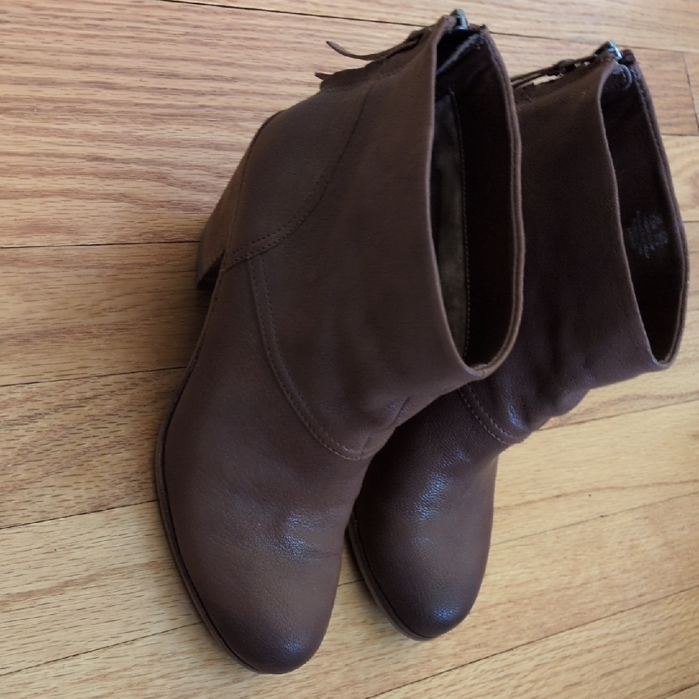 Sam Edelman Chocolate Brown Ankle Booties